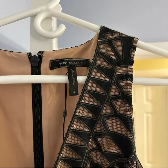 BCBGMAXAZRIA Maranda Burnout Black Lace
Dress Gown Fit Flare Size 0 - Picture 11 of 13